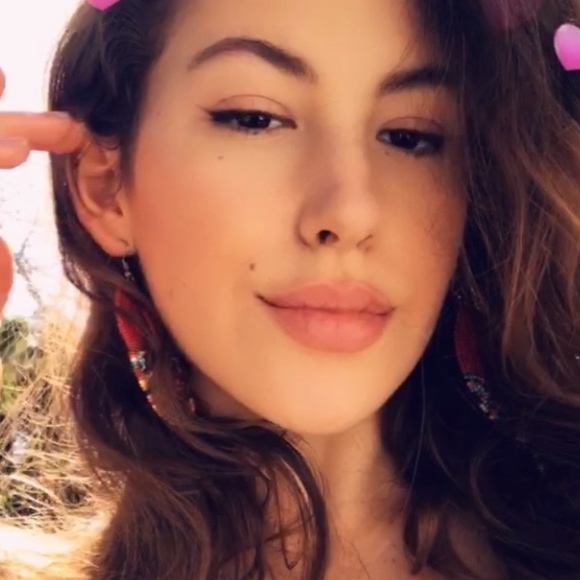 Meet your Posher, Lily - Picture 1 of 1